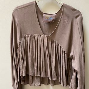 BEIGE BLUE LIFE TOP NWOT